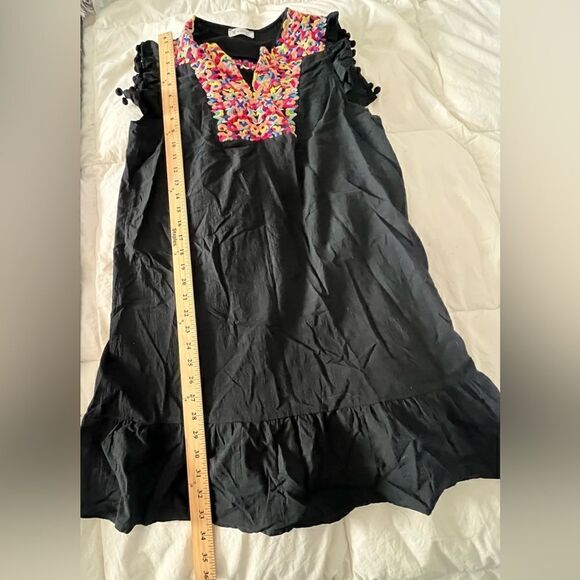 Kirundo embroidered dress - Picture 4 of 4